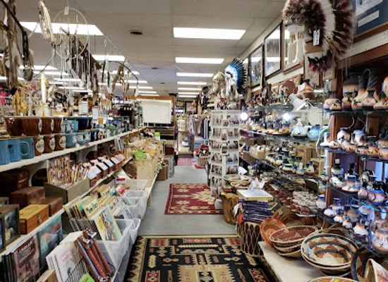 north-carolina/great-smoky-mountains/shop/cherokee-trading-post