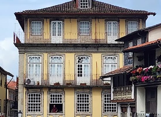 portugal/guimaraes/shop/donamuma