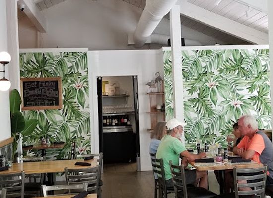 florida/sanibel-island/shop/the-village-shops