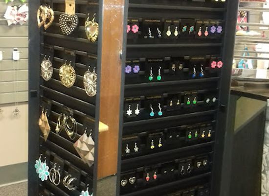 alabama/mobile/shop/unique-bowtique