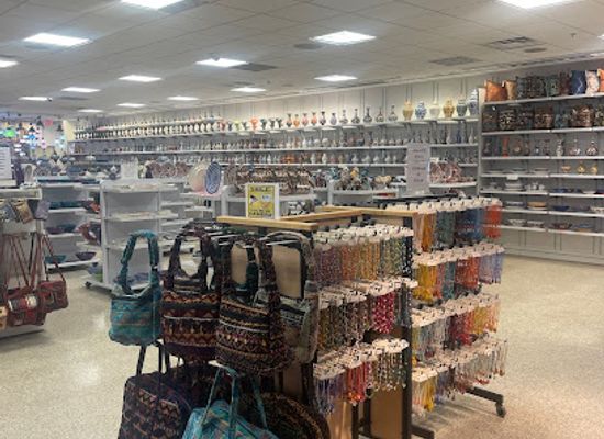 wisconsin/baraboo-range/shop/unique-gift-n-more