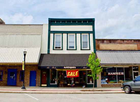 tennessee/highland-rim/shop/south-pittsburg-antiques