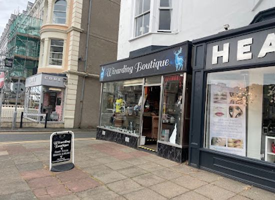united-kingdom/gwynedd/shop/wizarding-boutique