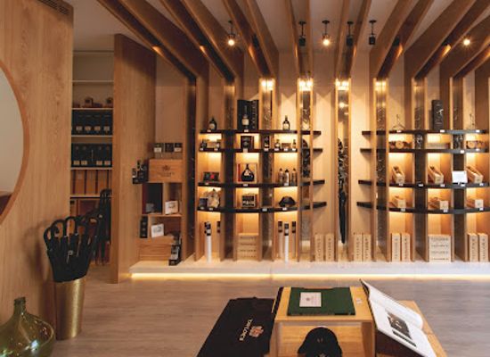 portugal/minho/shop/taylor-s-port-shop