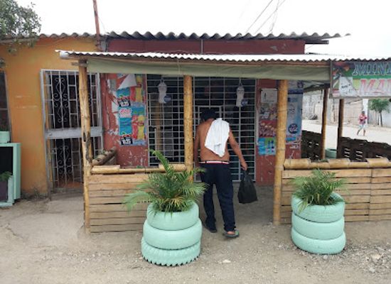 ecuador/santa-elena-region/shop/tienda-mamilita