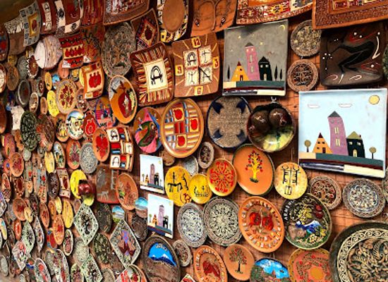 armenia/yerevan/kentron/shop/dalan-souvenir-store