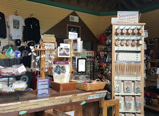 new-york/finger-lakes/shop/watkins-glen-state-park-gift-shop
