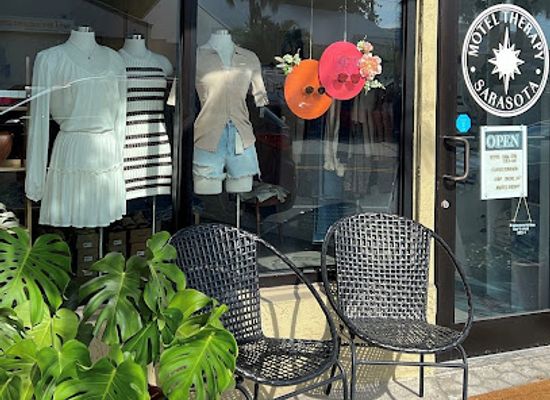 florida/sarasota/shop/motel-therapy-boutique