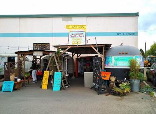 washington/renton/shop/georgetown-trailer-park-mall