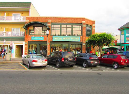 delaware/rehoboth-beach/shop/south-moon-under