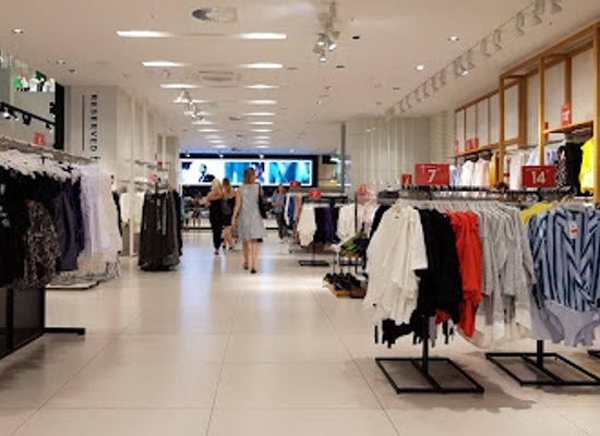 germany/stuttgart/shop/reserved
