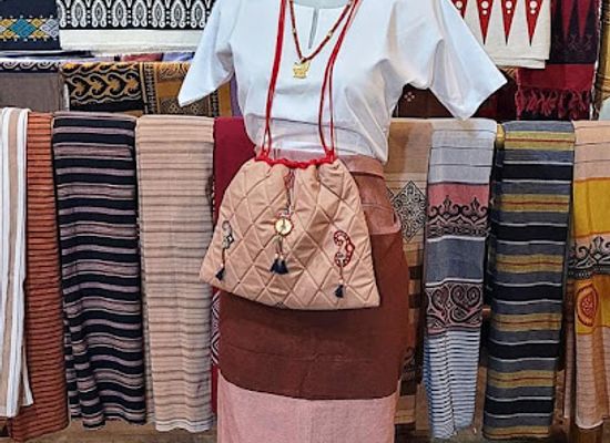 indonesia/tana-toraja/shop/noah-manik-manik-noah-etnik-toraja