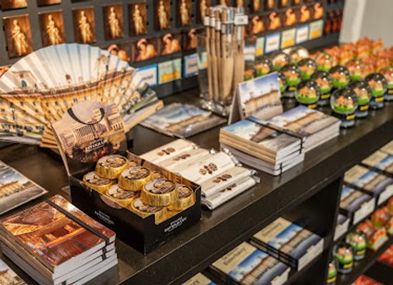 austria/eisenstadt/shop/schloss-esterhazy-boutique
