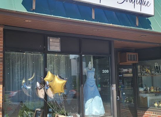massachusetts/hampden-county/shop/laura-s-unique-boutique