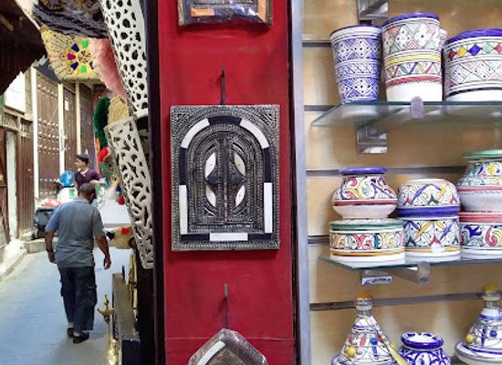 morocco/fes/fes-jdid/shop/andaloussi-artisanat-store-close-to-nejjarine-fontaine