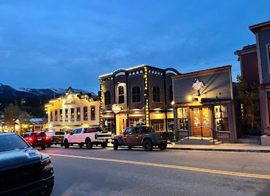 colorado/breckenridge/shop/main-street-mall