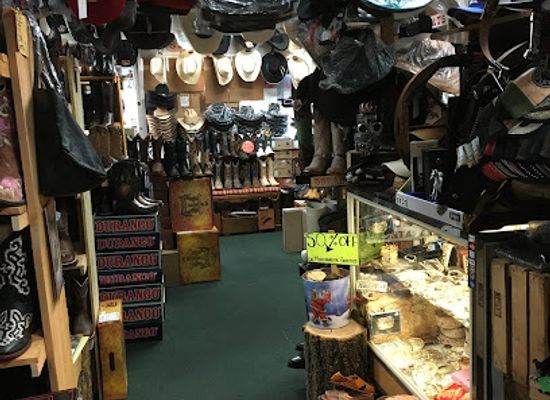 illinois/cahokia-mounds-state-historic-site/shop/sanchez-sons-western-wear