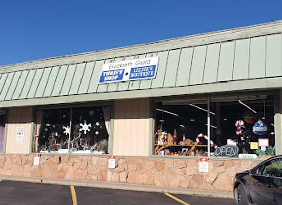 colorado/estes-park/shop/lizzie-s-boutique