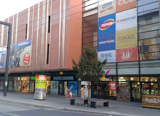czechia/hradec-kralove/shop/shopping-mall-atrium