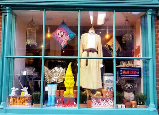 united-kingdom/hertfordshire/shop/magpie-amore