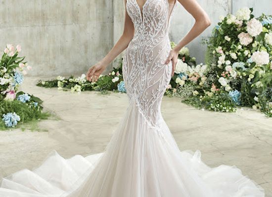 california/salinas-valley/shop/epiphany-bridal-boutique