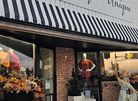 minnesota/southwestern-minnesota/shop/la-boutique-unique