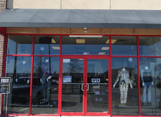 alabama/decatur/shop/euphoria-boutique-la