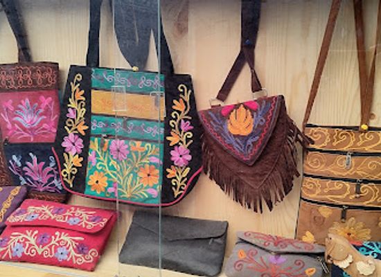 india/leh-ladakh/shop/nomadic-pashmina