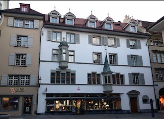 switzerland/swiss-plateau/shop/pilatus-shop-luzern