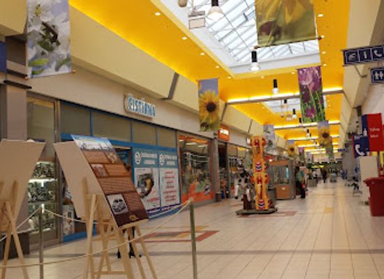 czechia/silesia/shop/shopland-opava