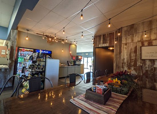 nebraska/niobrara-river-valley/shop/old-mill-bulk-foods-deli