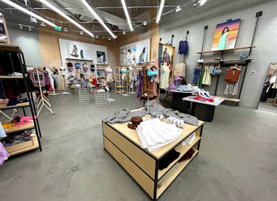 united-arab-emirates/northern-emirates/shop/urban-outfitters