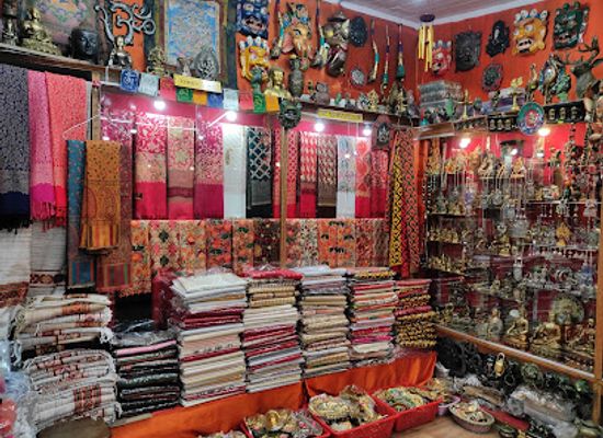 india/darjeeling/shop/tibet-arts