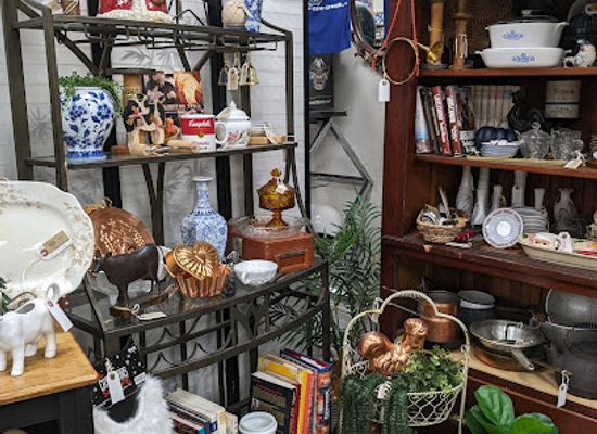 colorado/canon-city/shop/vintage-trading-finds