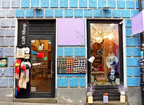 croatia/zagreb/donji-grad/shop/souvenirs-more-zagreb