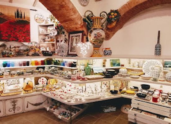 italy/val-d-orcia/shop/ceramiche-bai-linda