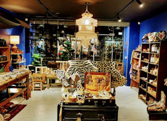 france/lille/wazemmes/shop/bondieuseries