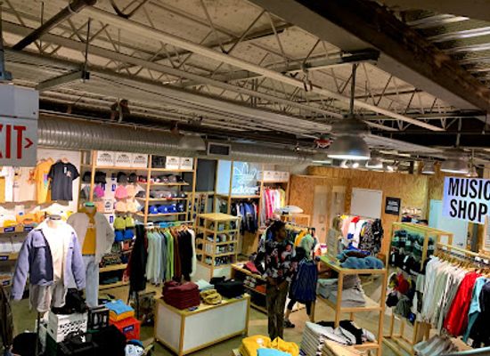 pennsylvania/philadelphia/rittenhouse-square/shop/urban-outfitters