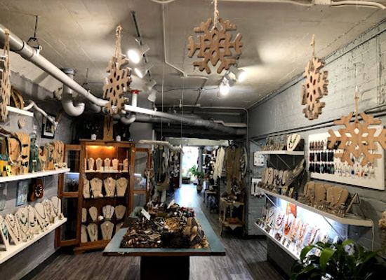 south-carolina/spartanburg/shop/the-kindred-spirits