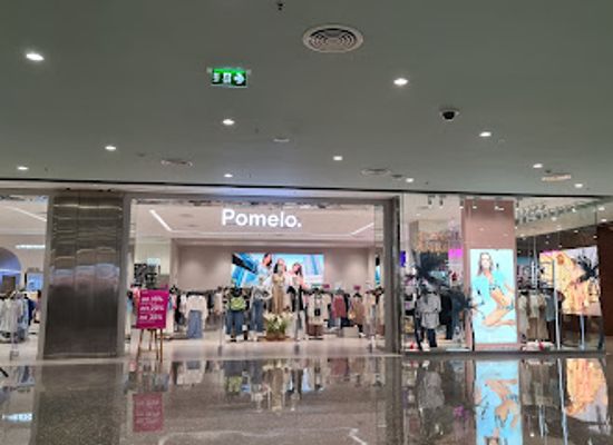 thailand/phuket-province/shop/pomelo-central-phuket
