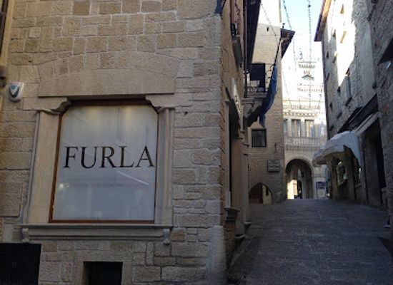 san-marino/borgo-maggiore/shop/negozio-furla-san-marino-furla-shop