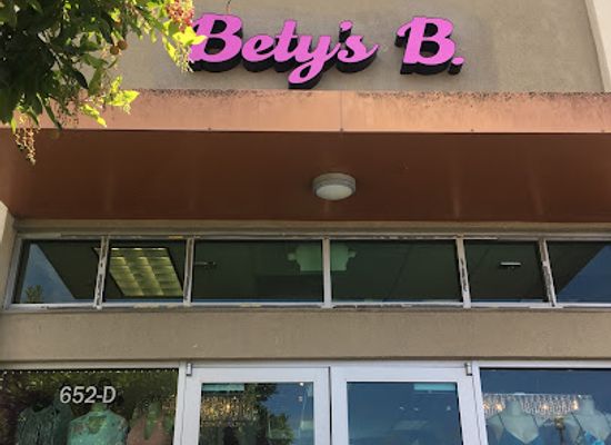 california/salinas-valley/shop/bety-s-boutique