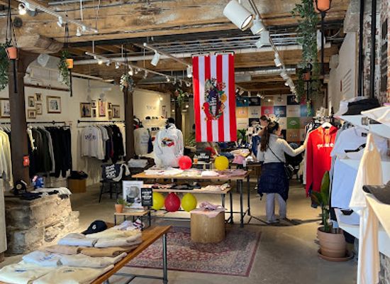 canada/greater-toronto-area/shop/peace-collective