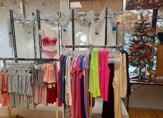 oregon/the-dalles/shop/les-dalles-boutique