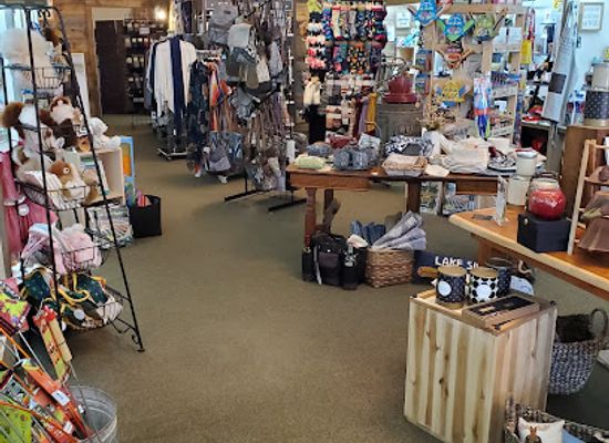 new-york/adirondack-mountains/shop/fox-and-fern-adirondack-mercantile