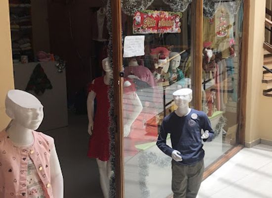 bolivia/potosi/plaza-10-de-noviembre/shop/teshy-kids