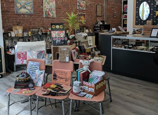 pennsylvania/pittsburgh/north-shore/shop/love-pittsburgh