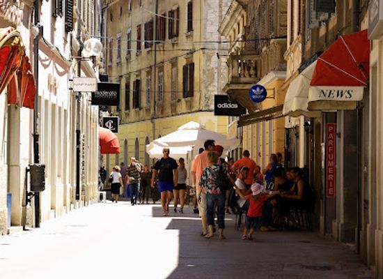croatia/pula/shop/adidas-store-pula