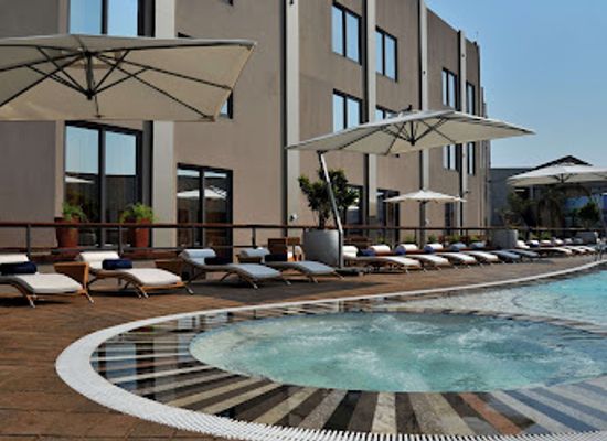 zambia/kalambo-falls-area/shop/radisson-blu-hotel-lusaka