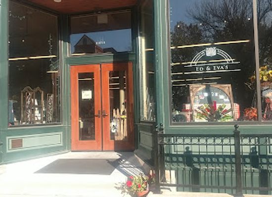 iowa/driftless-area/shop/ed-eva-s